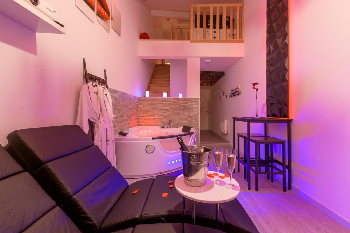 Love Room - Suite romantique avec spa privatif Le Puy-en-Velay Extérieur photo