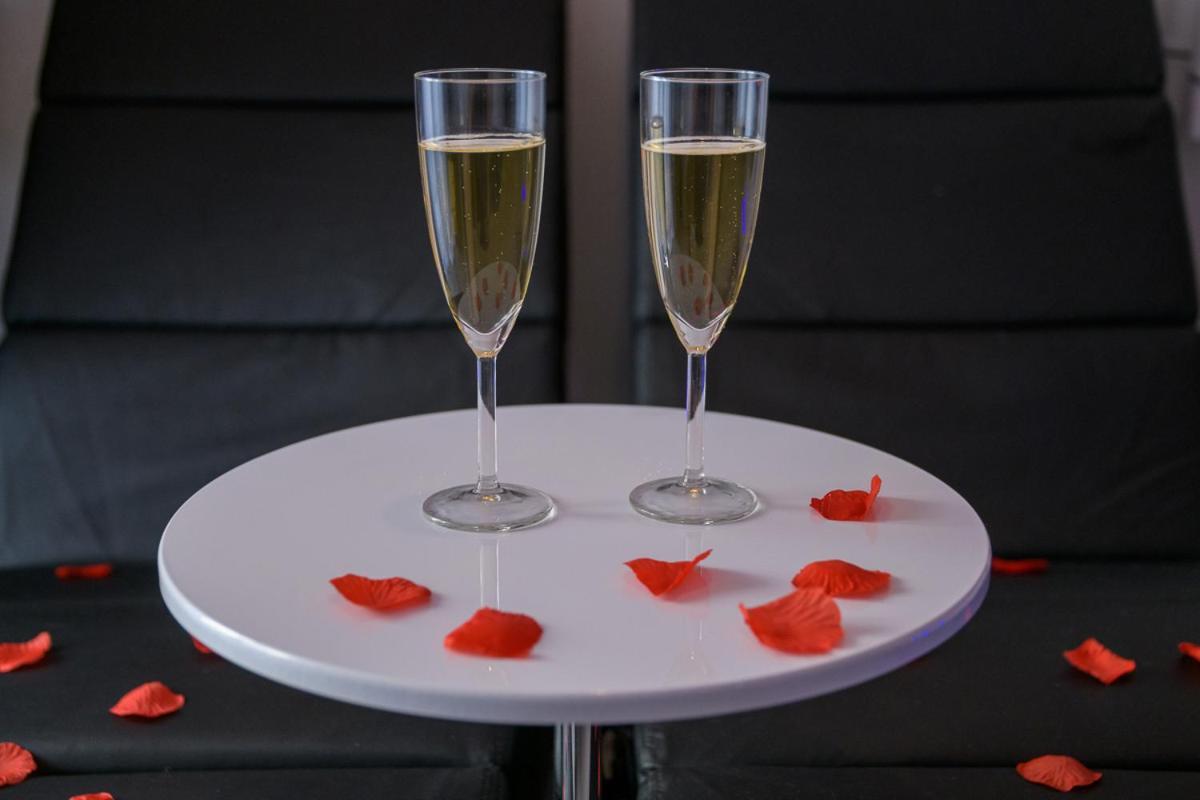 Love Room - Suite romantique avec spa privatif Le Puy-en-Velay Extérieur photo